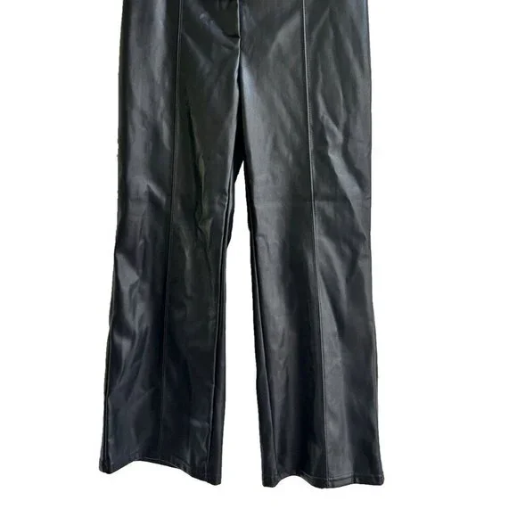 7 For all Mankind M Black Coated Faux Leather Wide Cropped Front Seam Pants Leg - Picture 4 of 7